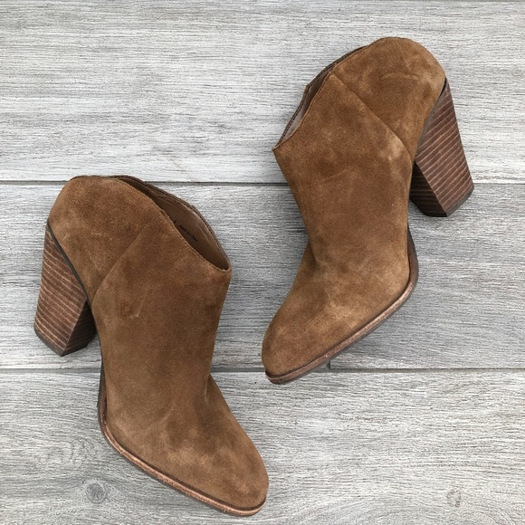 Dolce Vita Shoes - DOLCE VITA Suede Mule with Wood Stack Heel (S8)